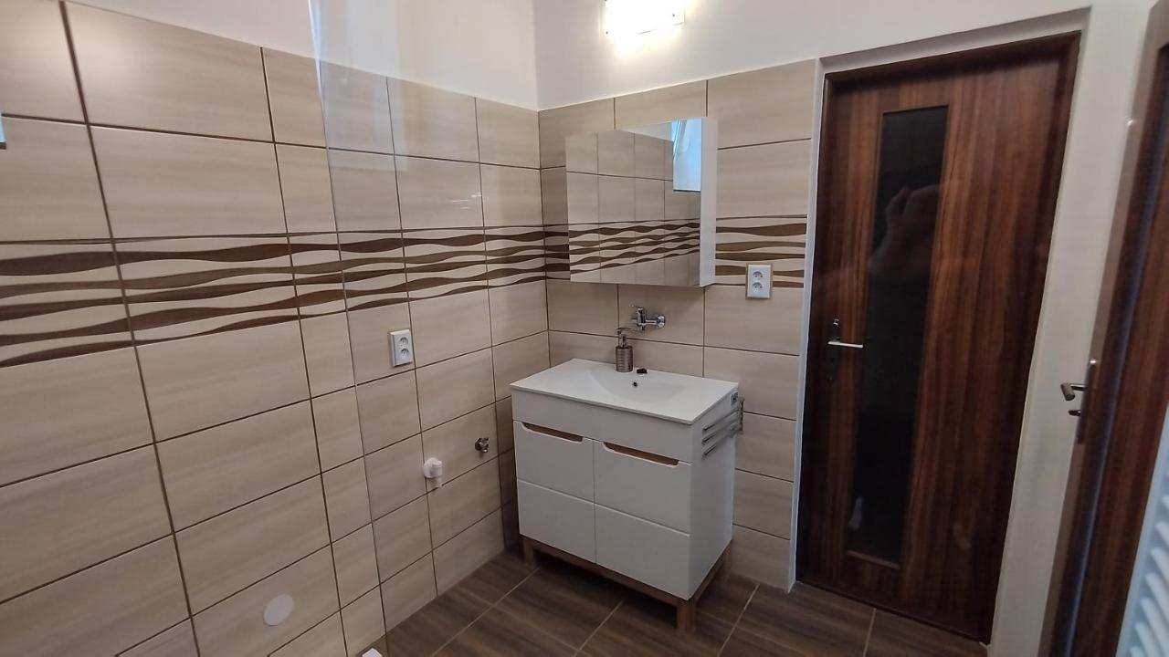 Apartman Amsel Ostrov  Zewnętrze zdjęcie